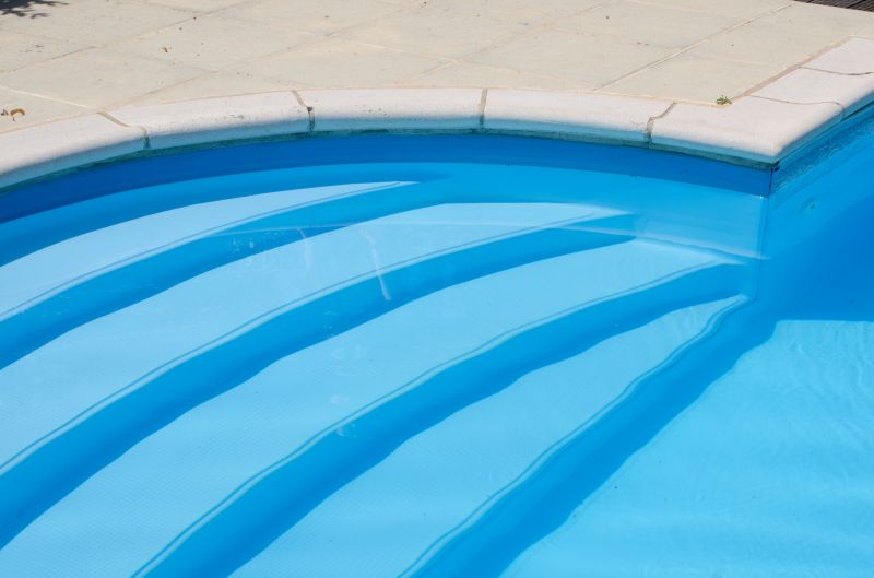 Who Does Above Ground Pool Repairs
